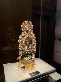 聖なる茨の聖遺物箱